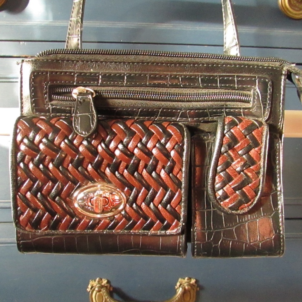 Coldwater Creek crossbody organizer bag